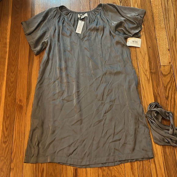 NWT Velvet by Graham & Spencer Suzanna Dress Size XS - Picture 4 of 7